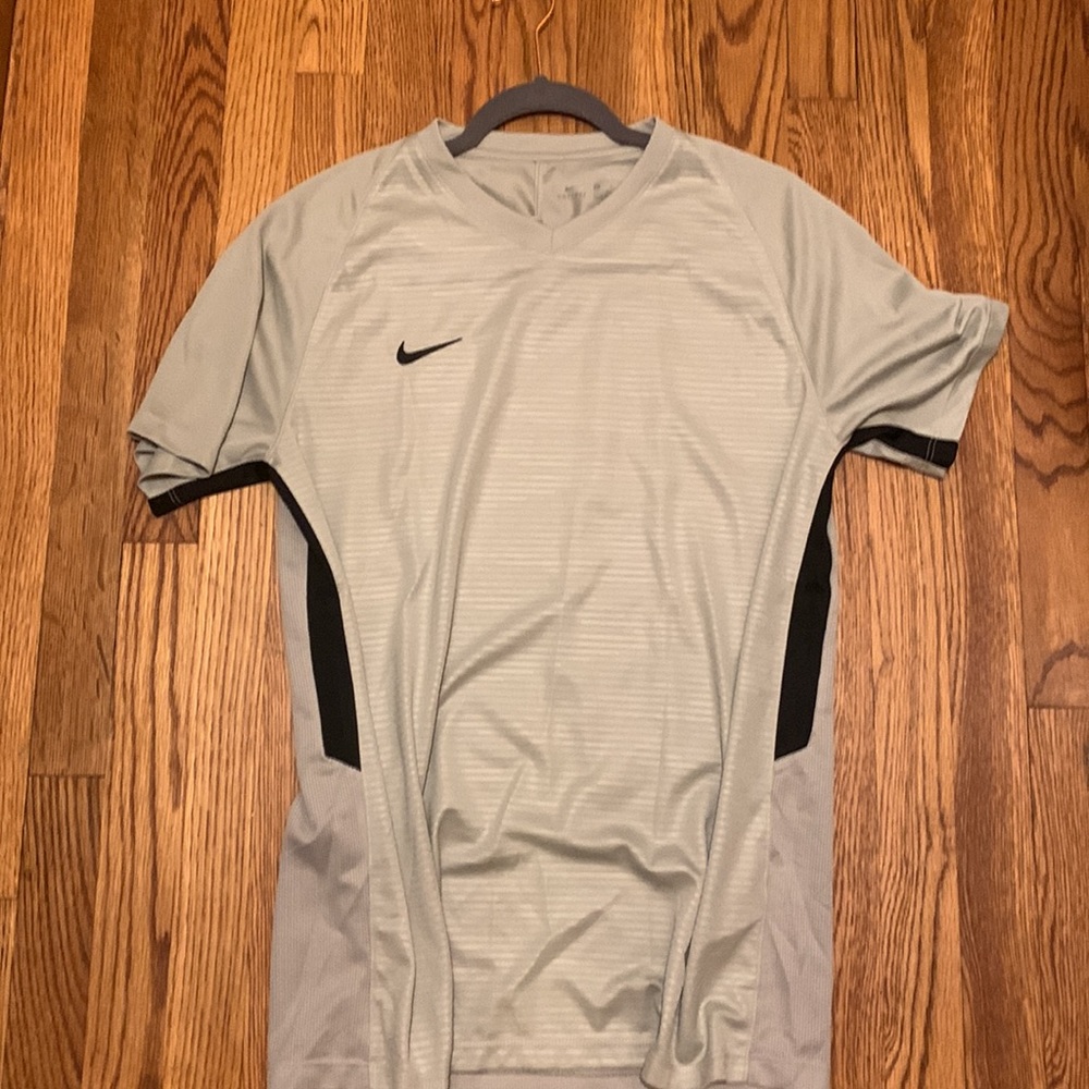 Nike t-shirt